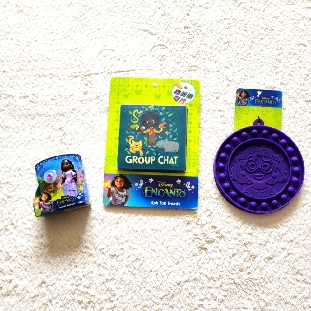New Disney Encanto Mirabel Isabella Antonio toys bundle Popit bath toy mini doll